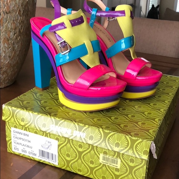 Shoes - Picture 1 of 1